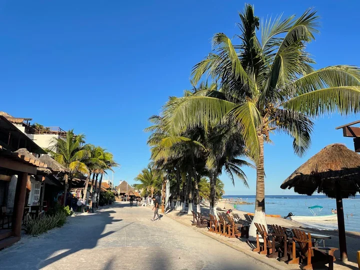 Playa del Malecón de Mahahual